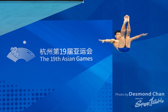 20231002 Diving 1M W A1 _DAC6044