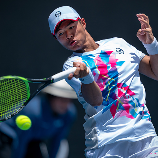 香港青少年網球代表 吳奇龍
